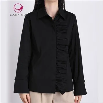 Estilo básico de camisa para uso diario casual.